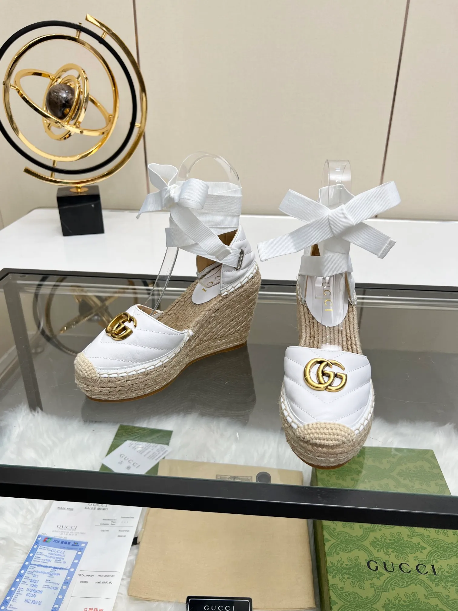 👟👟Ex-factory price 440👟👟 GUCCI wedge fisherman sandals, thick-soled straw, high-end quality, fabric: double G fabric, electric embroidery, lining: mixed sheepskin lining, yardage: 35 ~ 42, color: light blue. Dear new and old customers, the picture has been updated, please transfer the image to change. The upgraded version of the wedge heel currently has more than 40 colors. Transfer the image and sell it.
